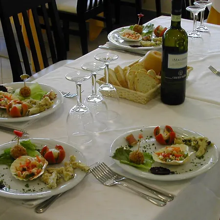 Otel Flora 3*